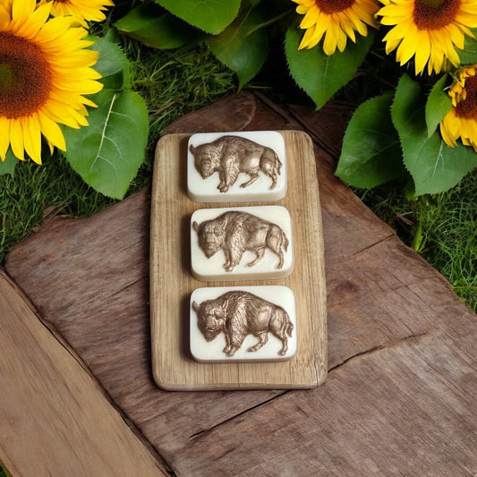 Yʋnʋsh-Bison Soap